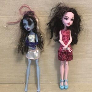 Monster High Dolls Bundle Lot of 2 Please Read